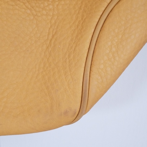 Dooney & Bourke Authentic Brand New Purse - Picture 4 of 8